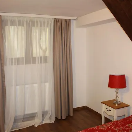 Apartment Sunrise Castelului *