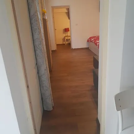 Sunrise Castelului דירה