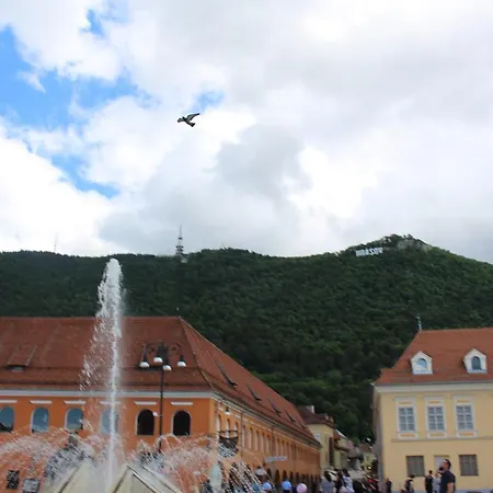 Sunrise Castelului * בראשוב