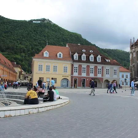 Sunrise Castelului דירה בראשוב