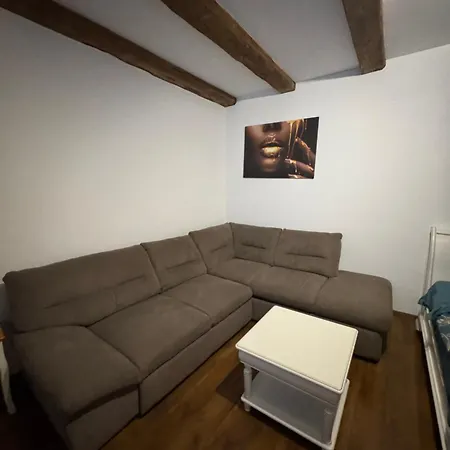 Sunrise Castelului 公寓